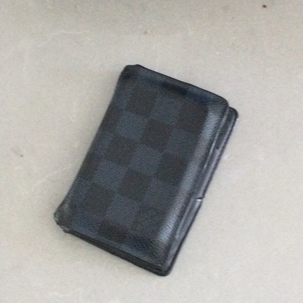Louis Vuitton Man Credit Card holder